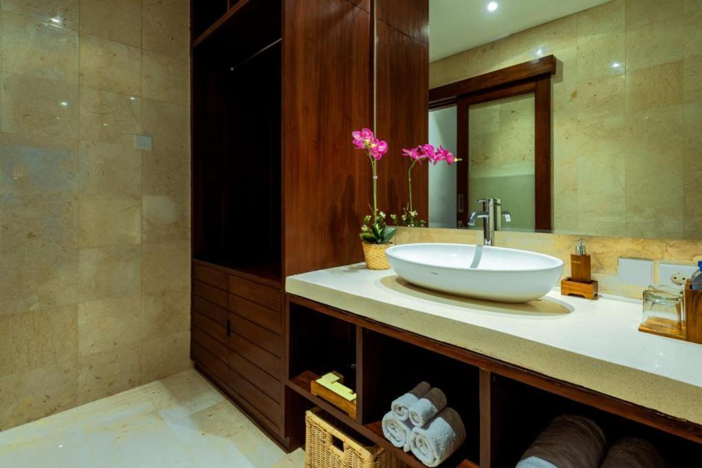 Sanata Luxury Villa Canggu Zewnętrze zdjęcie