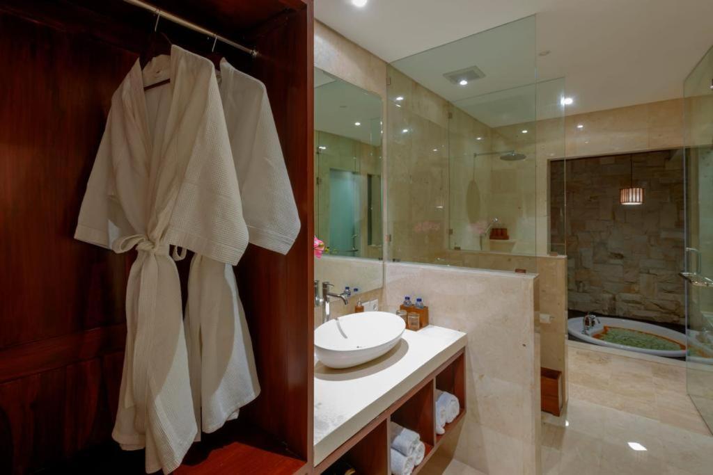 Sanata Luxury Villa Canggu Zewnętrze zdjęcie